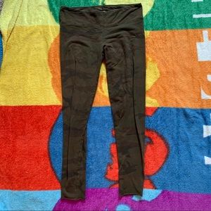 Camo Cotton leggings from Aritzia!
